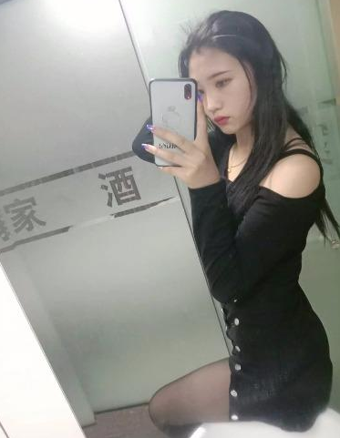 松北有点小贵颜值小妹
